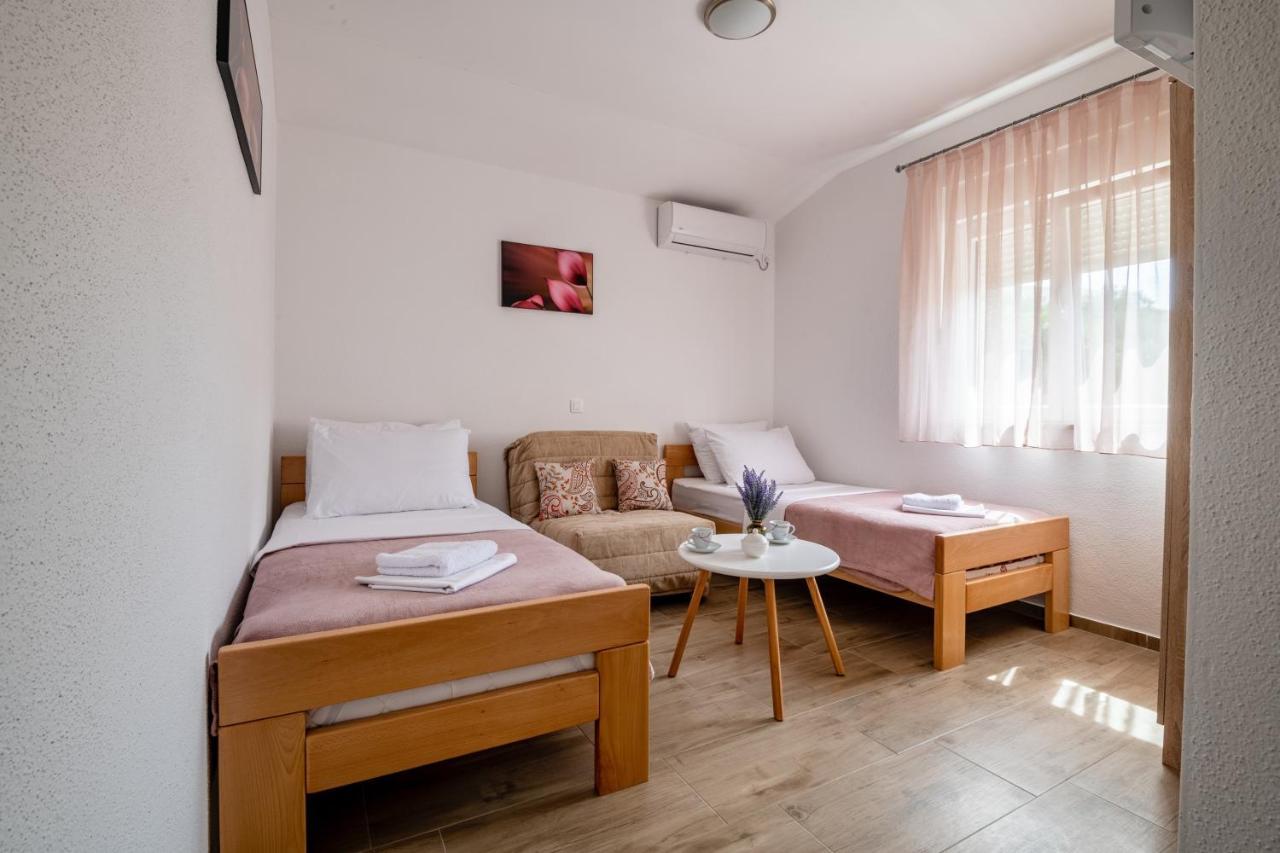 Apartments Glorija Neum Esterno foto